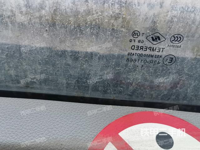 后窗玻璃角標(biāo)(駕駛室部分) 后窗玻璃角標(biāo)(駕駛室部分)