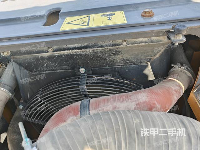 氣門室蓋螺絲特寫（上車部件）