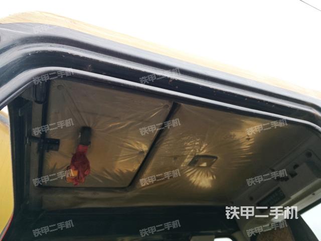 頂棚整體（駕駛室部分）