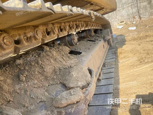 單側履帶整體（整機外觀）