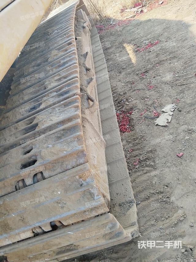 单侧履带整体（整机外观）