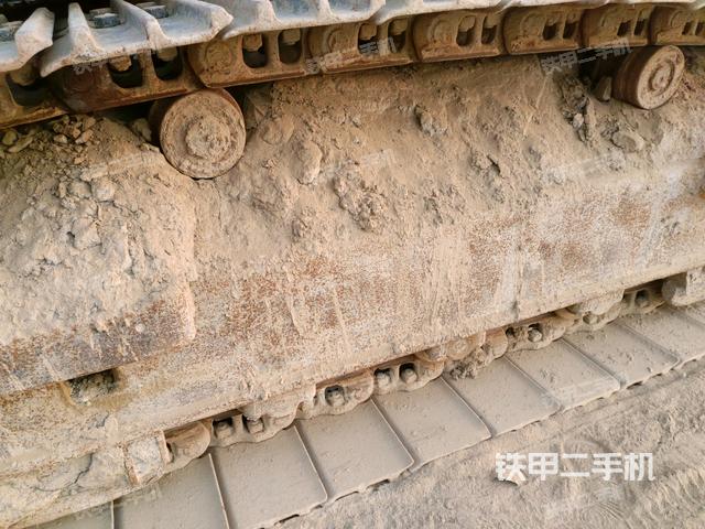 左側(cè)行走馬達蓋板（行走機構(gòu)）