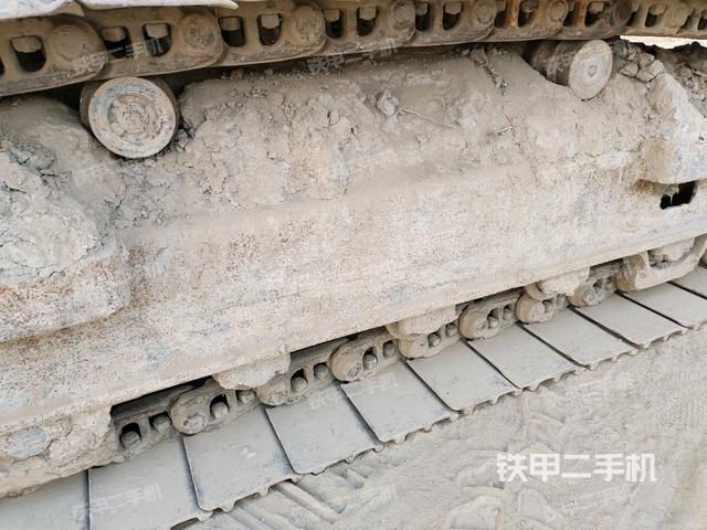 右側(cè)履帶整體（行走機構(gòu)）