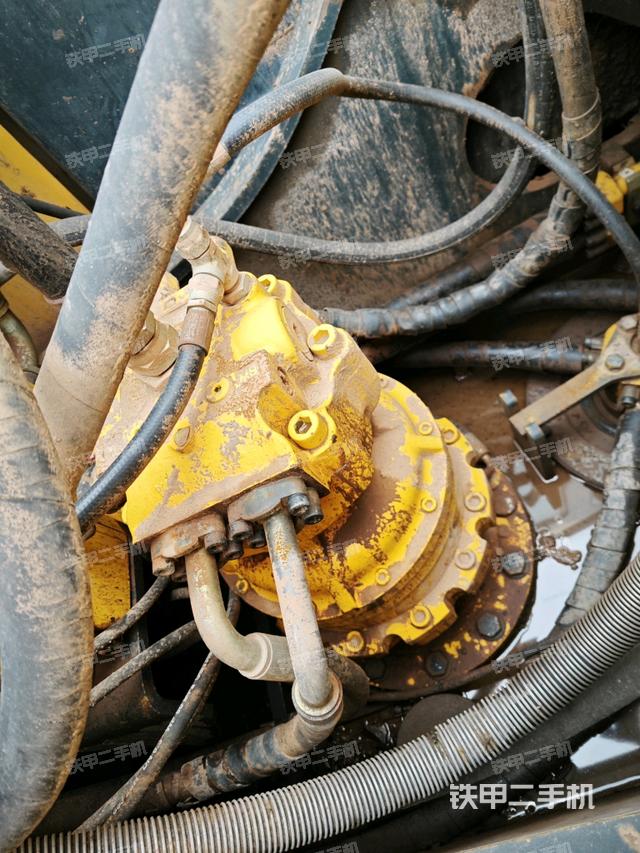 回轉(zhuǎn)馬達（上車部件）