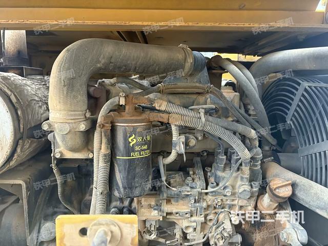 回轉(zhuǎn)馬達（上車部件）