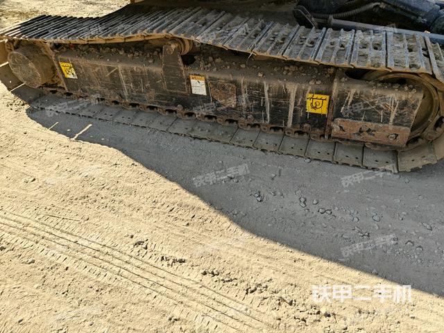 左側(cè)行走馬達(dá)蓋板（行走機(jī)構(gòu)）