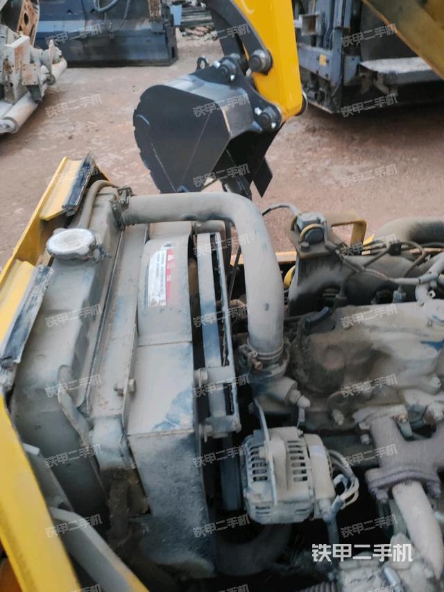 風扇及皮帶（壓路機發(fā)動機艙）