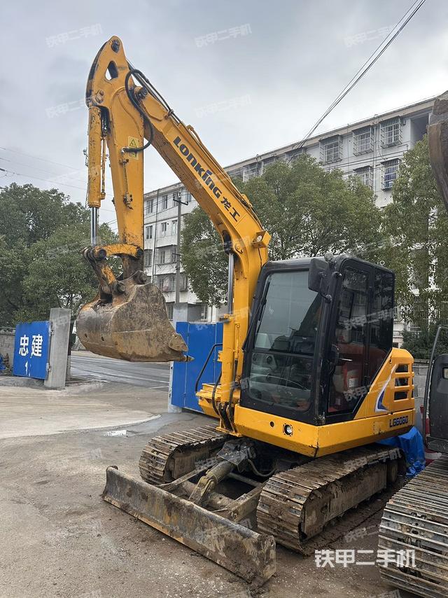 龙工LG6060挖掘机