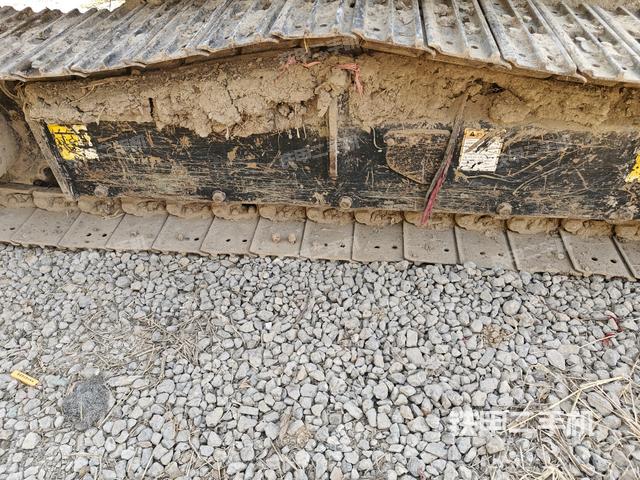 右導向輪（行走機構(gòu)）