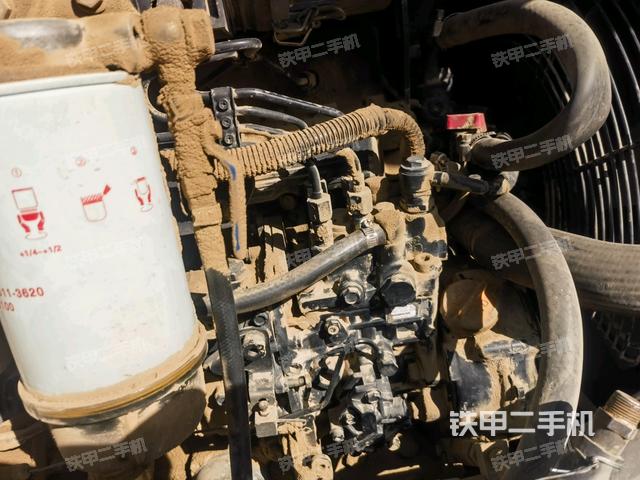 發(fā)動機(jī)整體俯視(整機(jī)外觀) 發(fā)動機(jī)整體俯視(整機(jī)外觀)