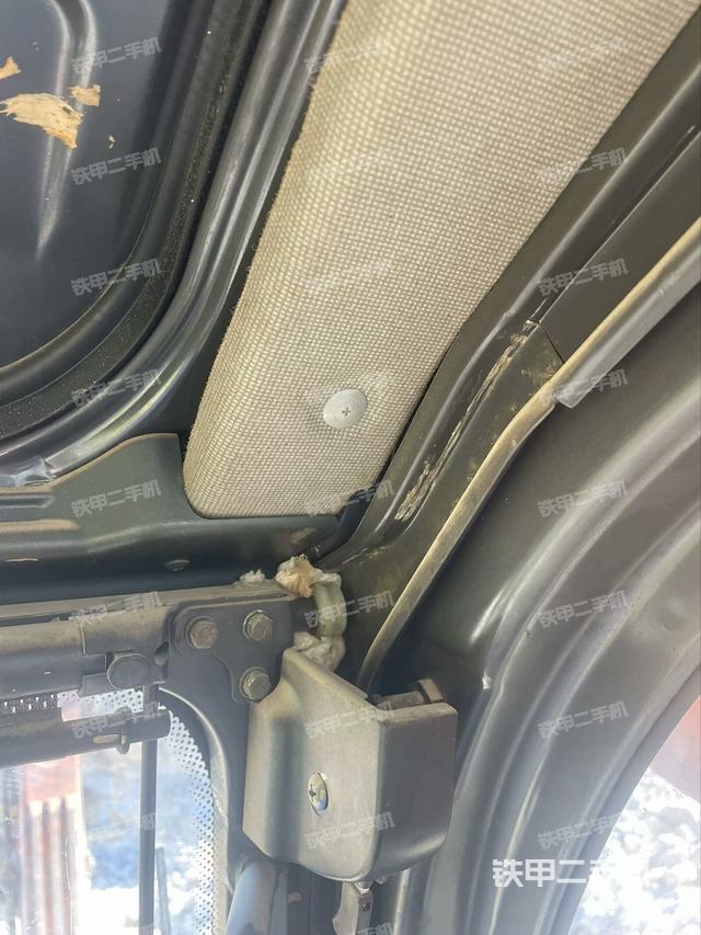 頂棚整體（駕駛室部分）