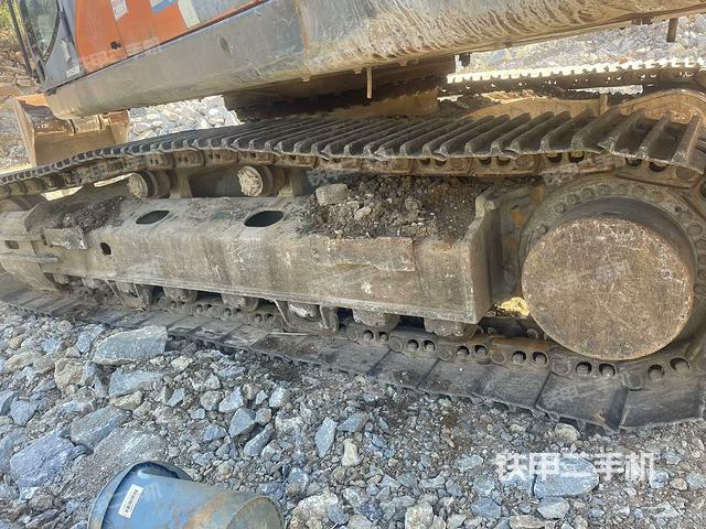 右側(cè)履帶整體（行走機(jī)構(gòu)）