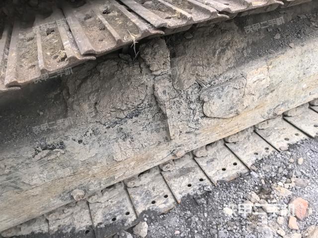 右驅(qū)動(dòng)輪（行走機(jī)構(gòu)）