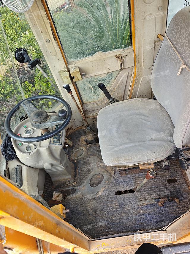 驾驶室工作台（整机外观及大件）