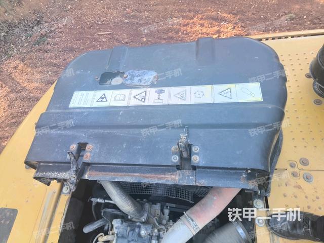 駕駛室頂部俯視(上車部件) 駕駛室頂部俯視(上車部件)