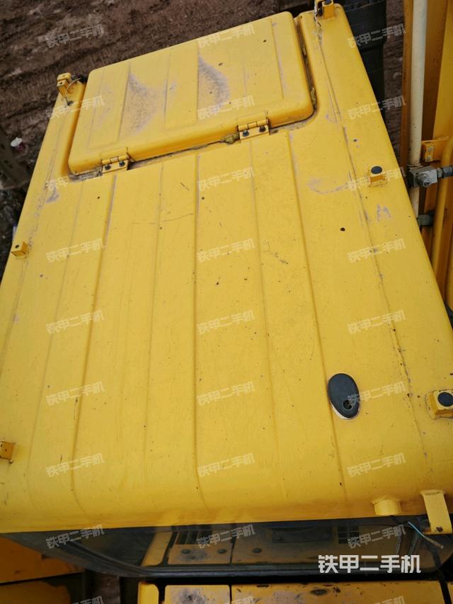 駕駛室頂部俯視（上車部件）