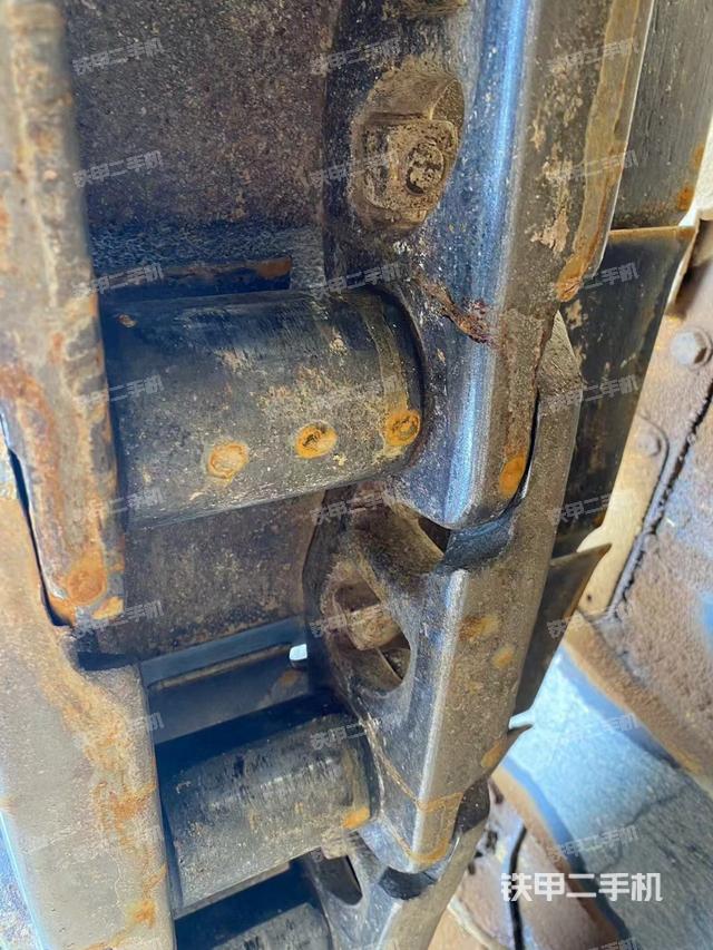 整机右侧（设备外观及核心部件）