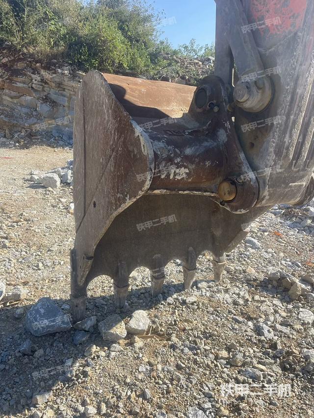 小臂整體左后（工作和回轉(zhuǎn)裝置）