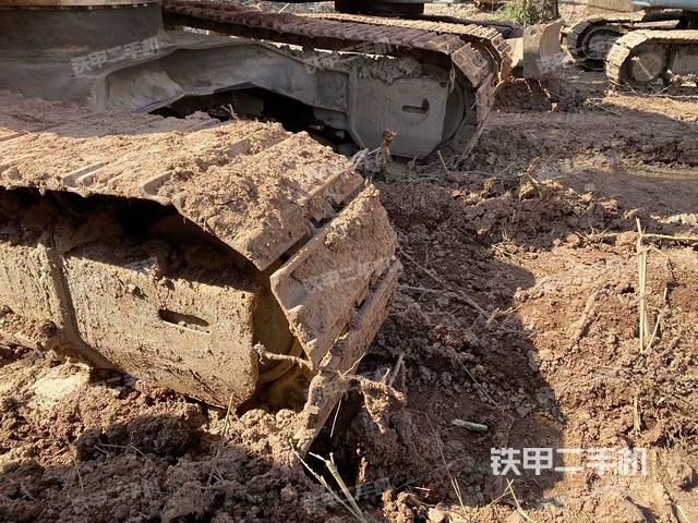 右側(cè)履帶整體（行走機(jī)構(gòu)）