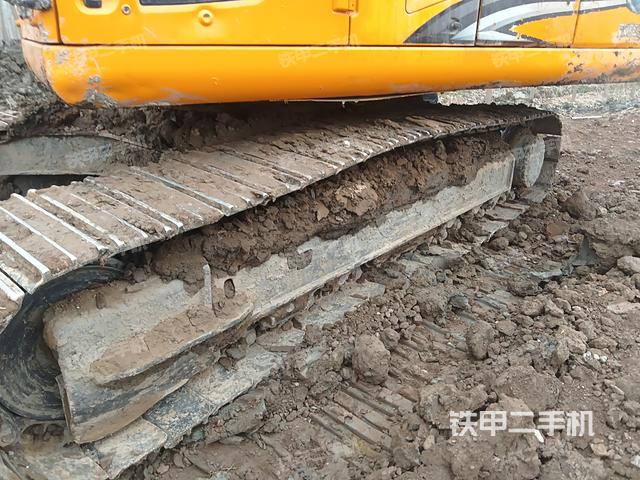 單側(cè)履帶整體（整機(jī)外觀）