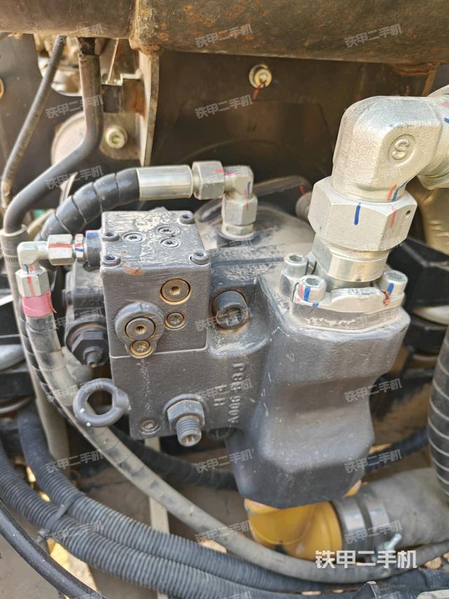 液壓泵室（大件艙室）