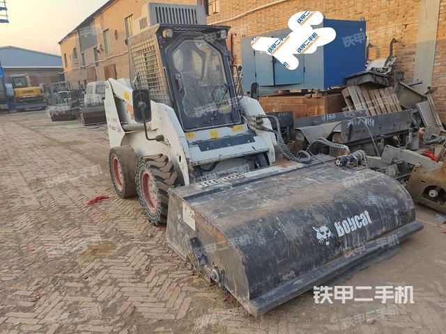 右后45(整機外觀) 右后45(整機外觀)