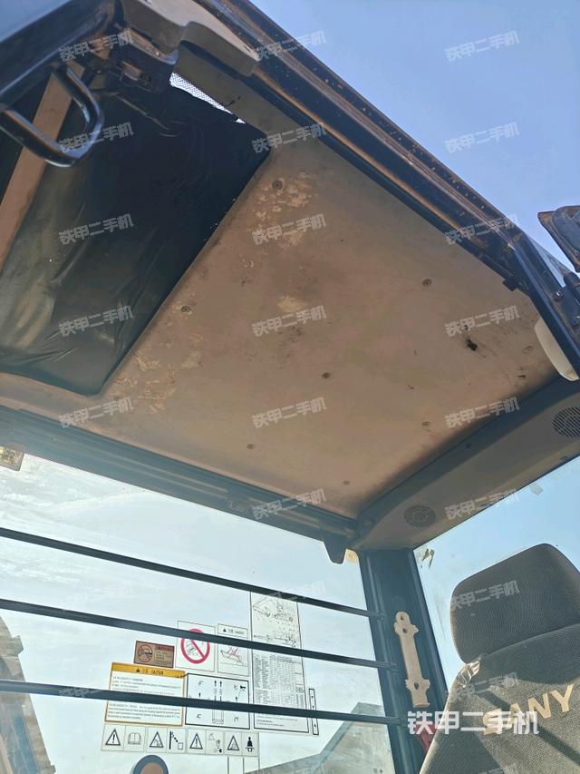 頂棚整體（駕駛室部分）