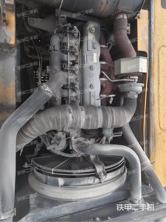 发动机整体俯视（整机外观）