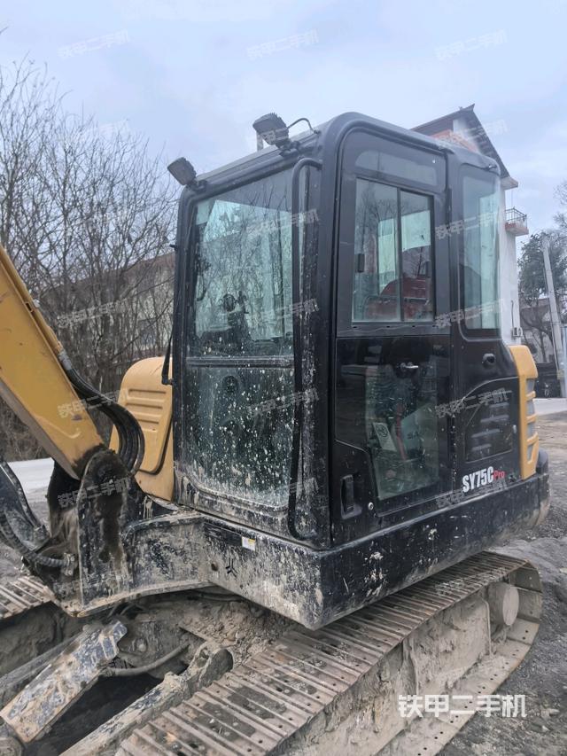 ?駕駛室正側(cè)（駕駛室部分）