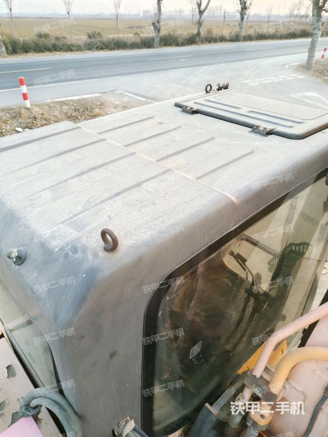 駕駛室頂部俯視（上車部件）