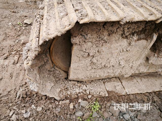 右導(dǎo)向輪（行走機構(gòu)）