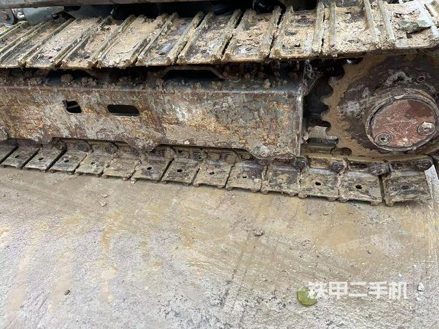 单侧履带整体（整机外观）