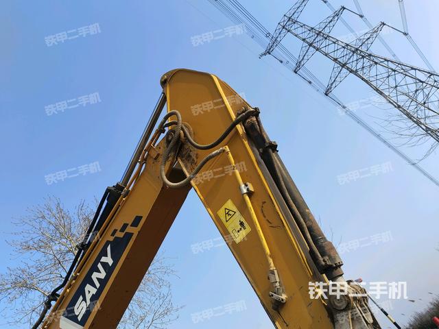大臂整體?右側(cè)(工作和回轉(zhuǎn)裝置) 大臂整體?右側(cè)(工作和回轉(zhuǎn)裝置)