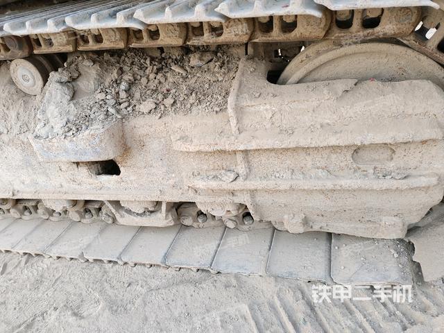 左側(cè)履帶整體?（行走機構(gòu)）