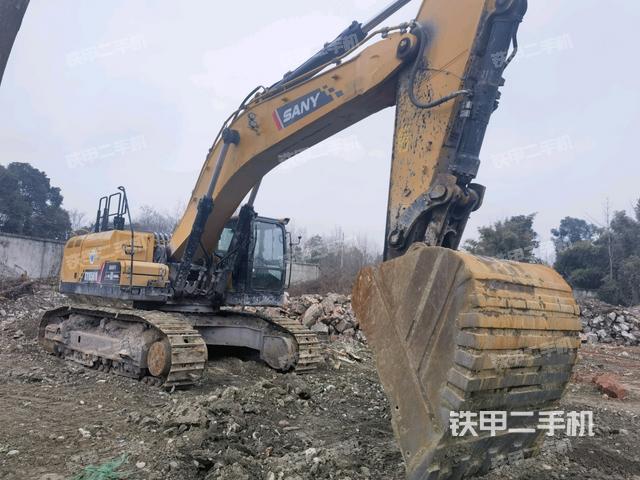 右前45(整機(jī)外觀) 右前45(整機(jī)外觀)