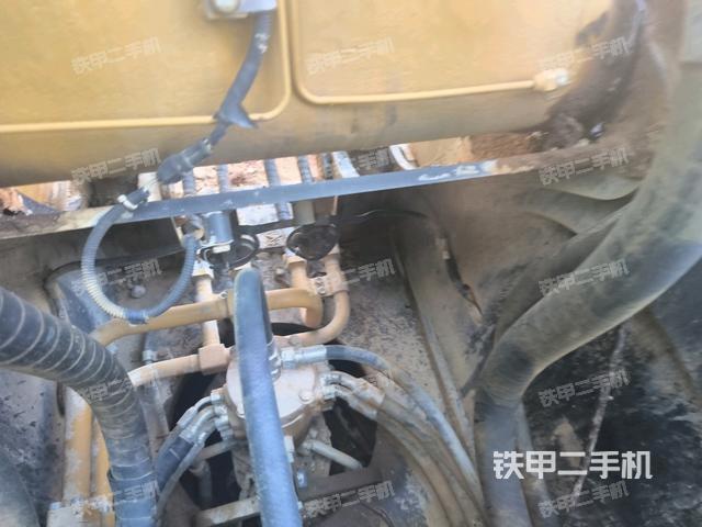 氣門室蓋螺絲特寫(上車部件) 氣門室蓋螺絲特寫(上車部件)