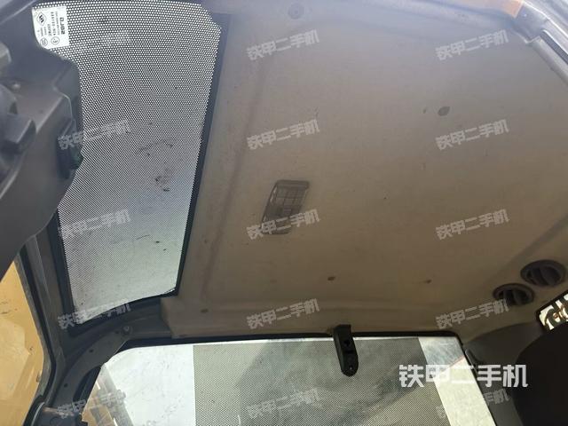 頂棚整體（駕駛室部分）