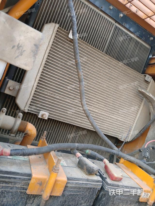 散熱器正面（大件艙室）