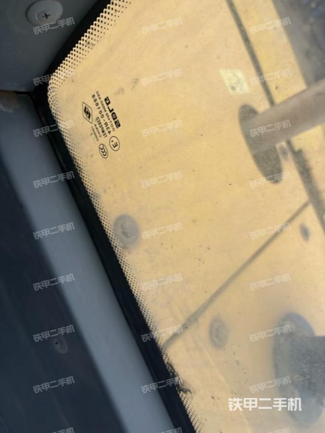 座椅左側(cè)控制臺/音響/含左手柄（駕駛室部分）