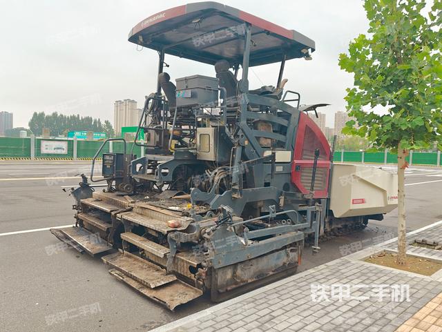 整机右后45°（设备外观及核心部件）