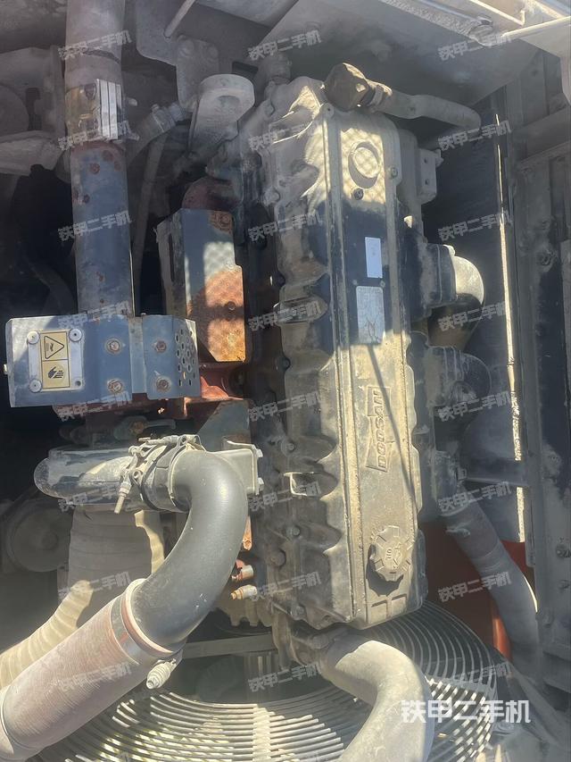 氣門室蓋螺絲特寫（上車部件）