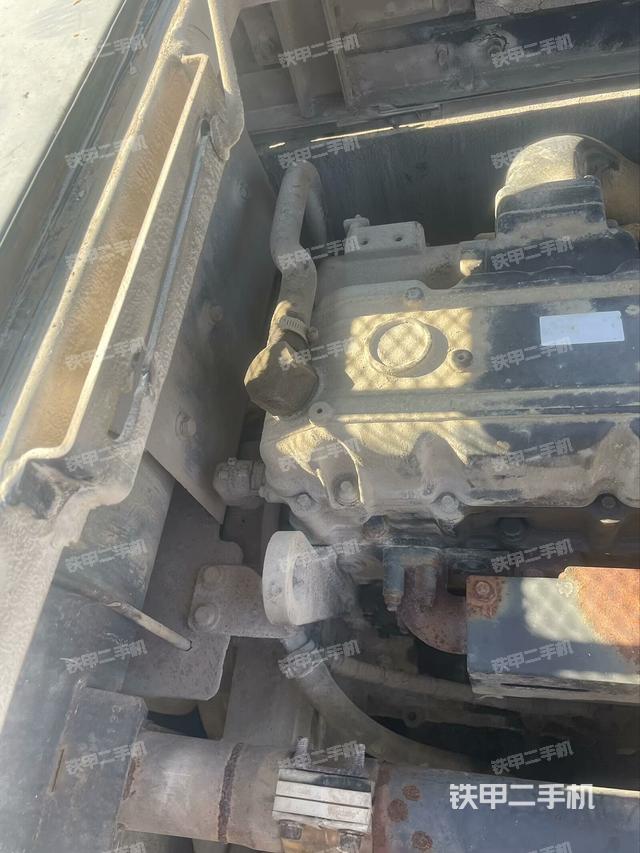 中央回轉(zhuǎn)接頭特寫（上車部件）