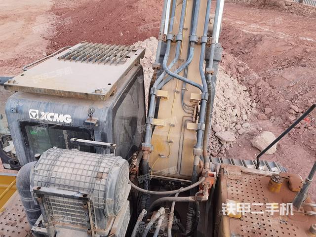 駕駛室頂部（整機(jī)外觀）