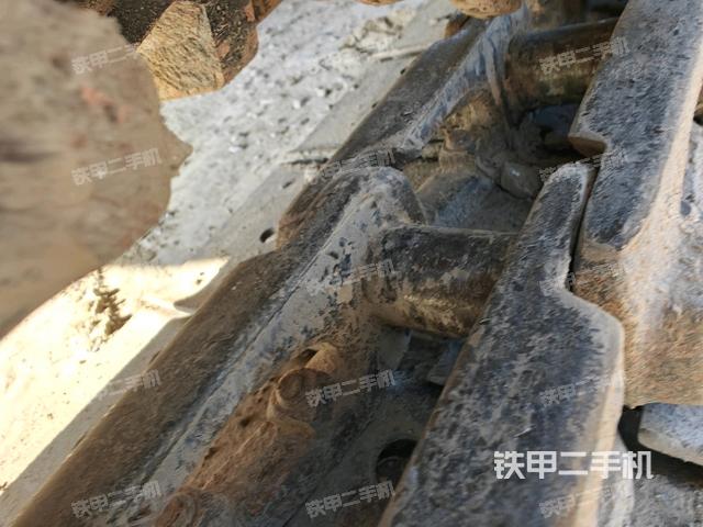 右側(cè)行走馬達(dá)蓋板（行走機(jī)構(gòu)）