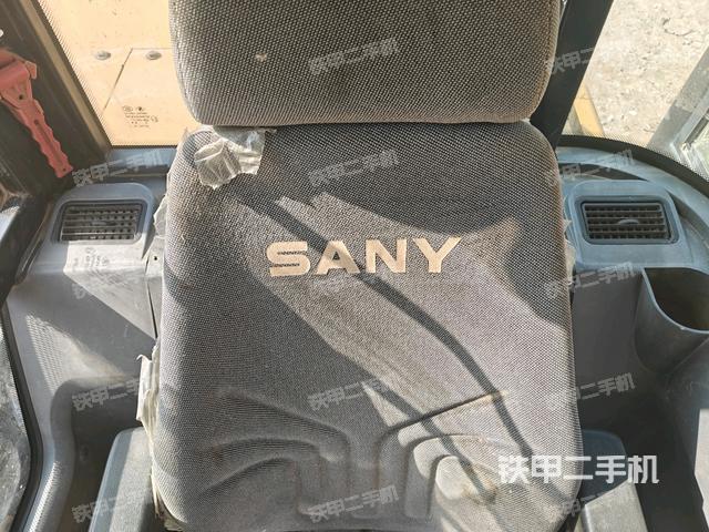 座椅后部（駕駛室部分）