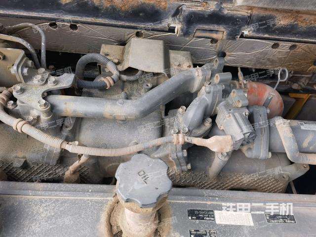 氣門室蓋螺絲特寫(上車部件) 氣門室蓋螺絲特寫(上車部件)