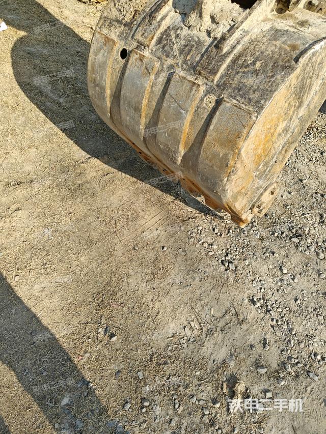 小臂整體左后（工作和回轉(zhuǎn)裝置）