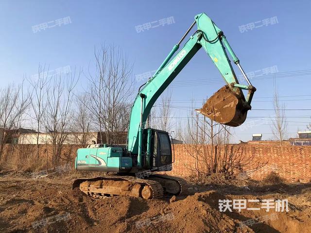 整機(jī)右后45°(整機(jī)外觀) 整機(jī)右后45°(整機(jī)外觀)
