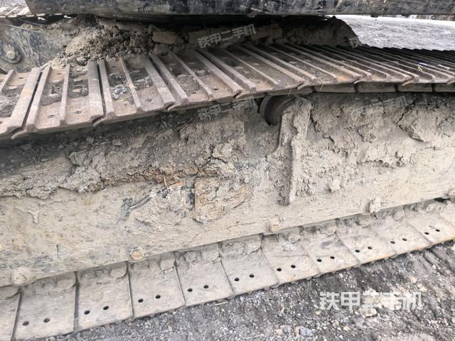 左托鏈輪和鏈筋（行走機(jī)構(gòu)）