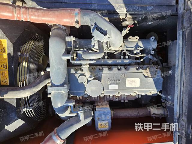 發(fā)動(dòng)機(jī)整體俯視（整機(jī)外觀）